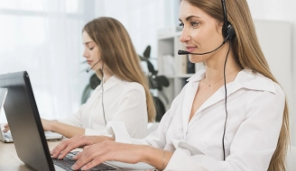 operatorzy call center